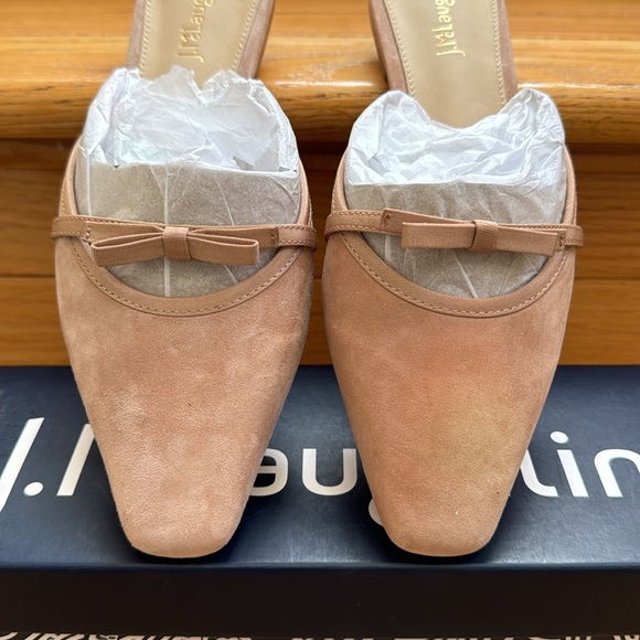 CCO PRICE TODAY 🔥🔥 NIB J. McLaughlin Almond Toes Solid Suede Mules Size 6.5 - Picture 3 of 7